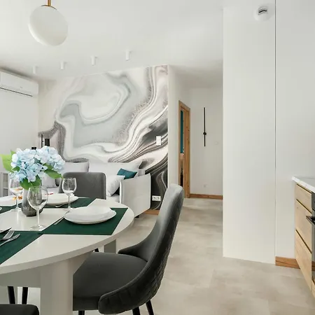 アパート Modern With Ac Near Malta By Renters