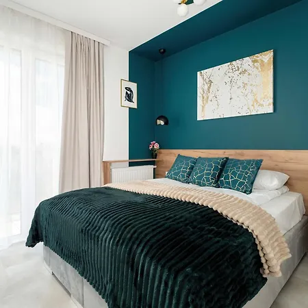 Modern With Ac Near Malta By Renters Poznan